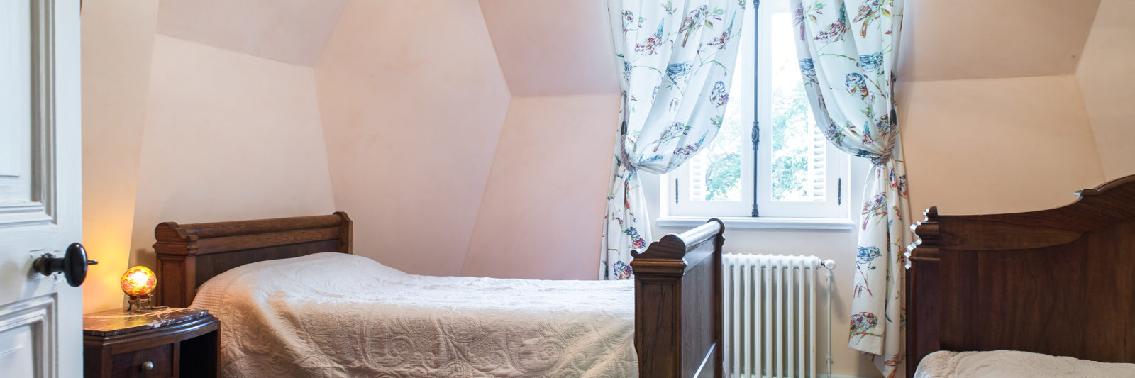 Le Castel - Lussac les Châteaux - Chambre Oncle Jean